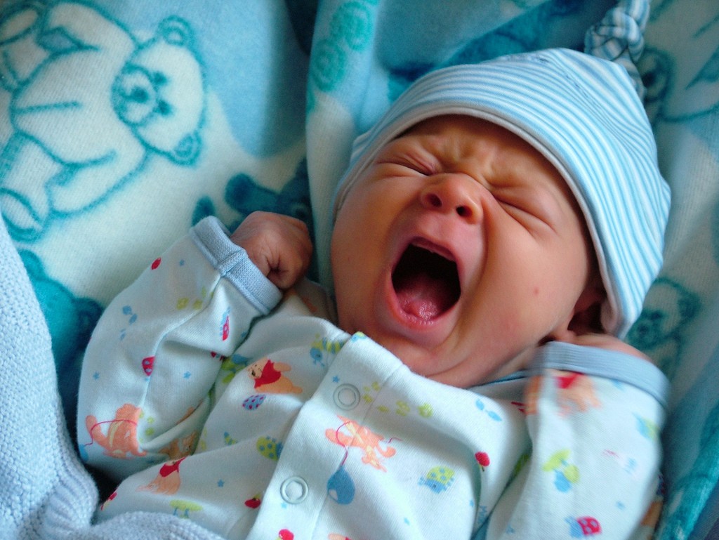 パパにだってできる ギャン泣きするベビーを泣き止ませるテクニック Premier Today プレミア トゥデイ